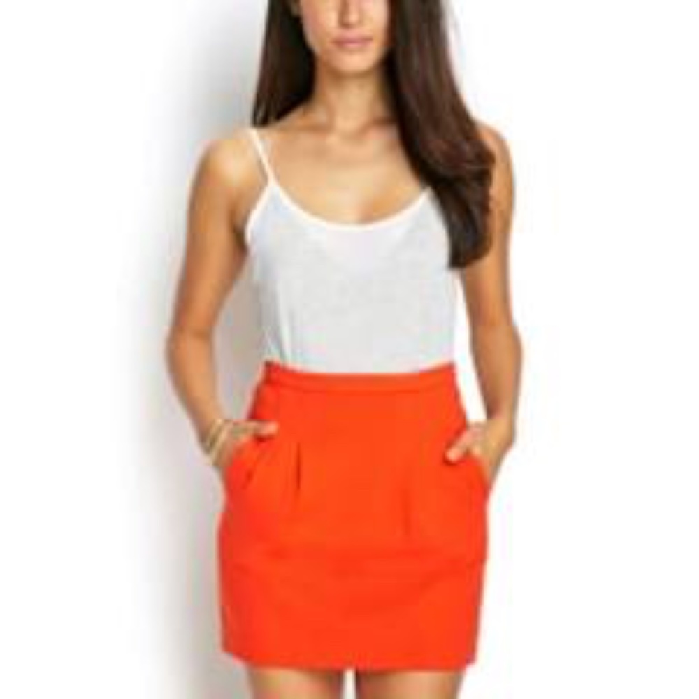 Forever 21 Mini Skirt with Pockets. Orange. Small